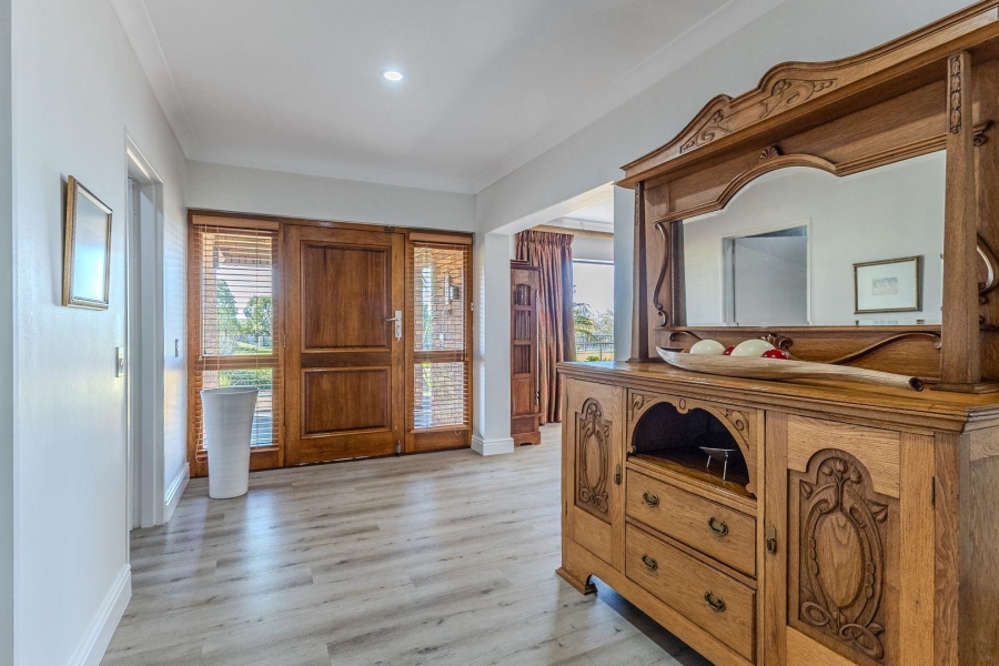 3 Bedroom Property for Sale in Vierlanden Western Cape